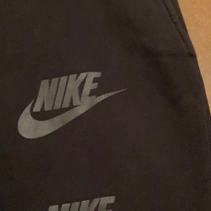 Nike Black Small Women’s Jogger